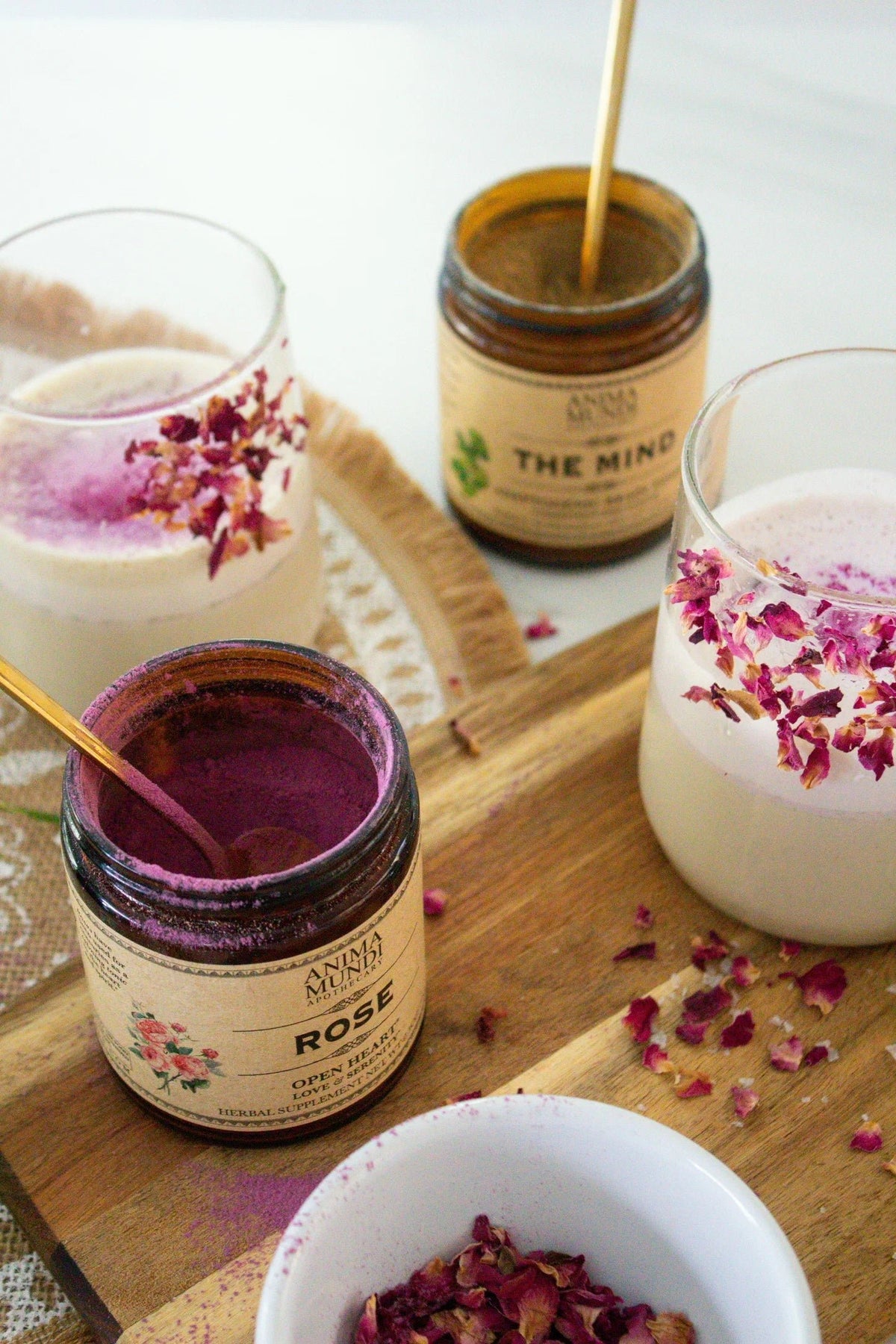 Rose Powder - A Floral Ritual for Softer Evenings - Farmatuur